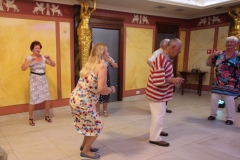 113 żywiołowe tańce