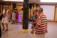 109 żywiołowe tańce